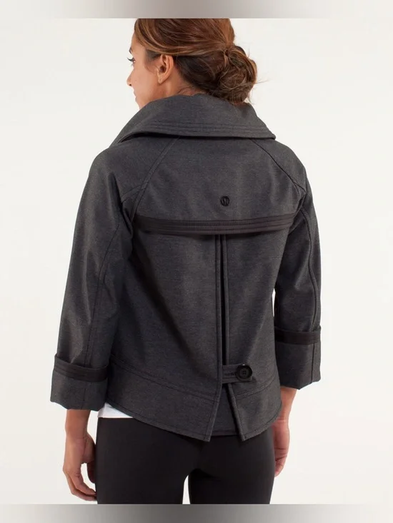 Lululemon Coco Softshell - Picture 2 of 5